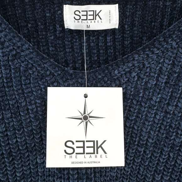 NWT Seek The Label Navy Blue Relaxed Fit Cozy Cropped V-Neck Knit Sweater sz M - Picture 4 of 6